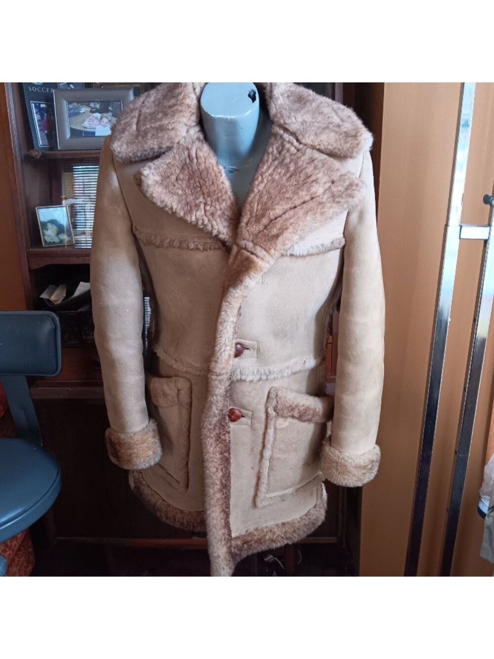 Vintage Small Shearling Coat Sheepskin Ranch Yellowstone Marlboro Stratojac 70s